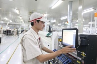 Việt Nam kiên trì chống chọi với khó khăn