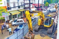 Phòng chống ngập lụt ở TP.HCM: Đầu tư từ đâu? - Bài 1: TP.HCM mùa... nước nổi