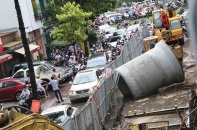 Phòng chống ngập lụt ở TP.HCM: Đầu tư từ đâu? - Bài 2: Ngàn tỷ chống ngập, nước vẫn dềnh