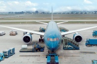 Các hãng hàng không rụt rè nối lại đường bay quốc tế