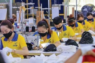 Phí công đoàn và lời thỉnh cầu của doanh nghiệp