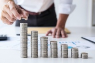 Tiền trở lại với nhóm quỹ cổ phiếu sau 17 tháng rút ròng