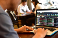 Siết chặt an toàn tài chính, định hướng lại chiến lược hoạt động công ty chứng khoán