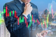 Chứng khoán phiên 27/7: Cổ phiếu chứng khoán nằm sàn phút cuối, VN-Index tiếp tục giảm 
