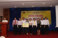 Hãng taxi Tiên Sa tặng lô đất trị giá gần 600 triệu đồng cho gia đình tài xế bị cướp