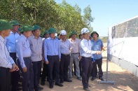 Chủ tịch Quảng Trị kiểm tra tiến độ dự án xây dựng Quốc lộ 15D