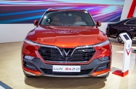 Vietnam Motor show 2019:  Tầm giá dưới 1,5 tỷ đồng, SUV VinFast LUX SA2.0 sẽ phải “đấu” với xe nào?