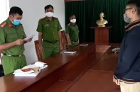 TP.HCM: Khởi tố đối tượng đánh bảo vệ khi bị nhắc đeo khẩu trang phòng Covid-19