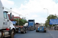 Doanh nghiệp khổ sở vì ùn ứ hàng hóa do nghẽn giao thông tại cảng Cát Lái 