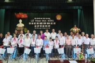 Học bổng “Vì trẻ em Việt Nam” tiếp sức học sinh tại Thái Bình