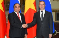 Thủ tướng Nguyễn Xuân Phúc hội đàm với Thủ tướng Nga Medvedev