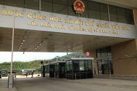 Kéo dài thông quan vải tươi tại Cửa khẩu Kim Thành (Lào Cai) đến 22h