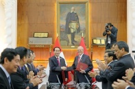 Chủ tịch nước Trần Đại Quang và Tổng thống Peru hội đàm, chứng kiến ký kết 3 văn kiện hợp tác