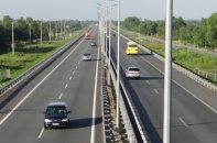 Phó Thủ tướng chỉ đạo thu xếp vốn làm đường cao tốc Bắc - Nam