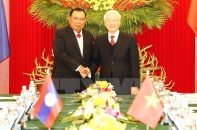 Tổng Bí thư Nguyễn Phú Trọng hội đàm với Tổng Bí thư, Chủ tịch nước Lào Bounnhang Vorachith