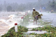 Thủ tướng yêu cầu khẩn trương ứng phó thiên tai, khắc phục hậu quả mưa lũ