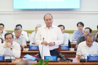 Thủ tướng chủ trì họp Tiểu ban Kinh tế - Xã hội với TP.HCM và một số địa phương