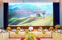 Thủ tướng chủ trì cuộc làm việc của Tiểu ban KTXH Đại hội Đảng XIII