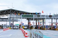 Thủ tướng chỉ đạo đẩy nhanh triển khai hệ thống thu phí tự động không dừng