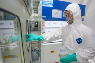 Tăng tốc sản xuất trang thiết bị y tế, máy thở