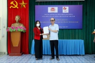 Trao tặng 500 cây gậy trắng cho người mù tỉnh Nam Định và Hà Nam