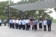 Bộ Kế hoạch và Đầu tư tri ân các anh hùng liệt sĩ tại Quảng Trị