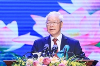 "Tình nghĩa Việt - Lào sáng hơn trăng rằm, thơm hơn đóa hoa nào thơm nhất"