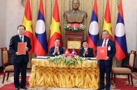 Ưu tiên cao nhất cho việc củng cố, vun đắp quan hệ Việt Nam - Lào