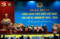 Bộ trưởng Nguyễn Chí Dũng được vinh danh Giải thưởng Cống hiến