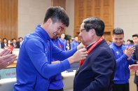 Thủ tướng: Bóng đá Việt Nam cần  vượt qua giới hạn của chính mình
