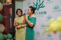 Khai trương cửa hàng đầu tiên của Tracy Kefir