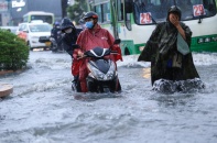 Nhiều trường đại học cho sinh viên nghỉ, điều chỉnh lịch nhập học để tránh siêu bão Yagi