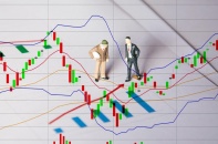 Thị trường hồi phục, cơ hội để giảm tỷ trọng hàng đầu cơ