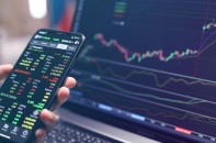 VN-Index "quay xe" tăng ngoạn mục cuối phiên, khối ngoại xả mạnh HPG