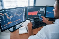 Bán mạnh trong phiên ATC, VN-Index mất gần 28 điểm