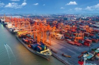 Giá cước lập đỉnh, cổ phiếu doanh nghiệp cảng biển HAH,GMD, VOS... vọt tăng