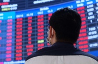 Nhà đầu tư bán tháo khiến VN-Index giảm 21 điểm, mất mốc 1.300 điểm