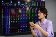 Thanh khoản ảm đạm, VN-Index giảm phiên thứ tư liên tiếp