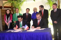 Renault và Mai Linh hợp tác triển khai taxi điện ở Việt Nam