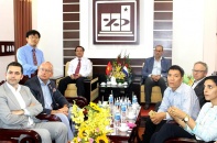 Doanh nghiệp Hà Lan muốn phân phối sản phẩm dầu cá Ranee của Tập đoàn Sao Mai tại Hà Lan