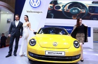 Giáp mặt “huyền thoại” Beetle 2016 của Volkswagen