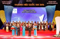 Hùng Hậu được vinh danh tại Lễ Công bố các Doanh nghiệp đạt Thương hiệu Quốc gia 2016