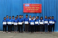 Học bổng Giải golf Vì trẻ em Việt Nam đến với học sinh nghèo vượt khó tại Nghệ An