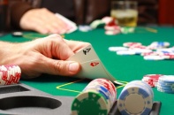 Muốn vào chơi casino, người Việt phải có gì?