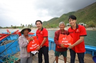 Heineken hỗ trợ 800 triệu đồng cho người dân bị thiệt hại vì bão Damrey