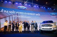 Ford Everest mới gây bất ngờ với giá bán thấp hơn phiên bản cũ 500 triệu đồng