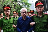 Cựu CEO DongA Bank Trần Phương Bình lĩnh án chung thân