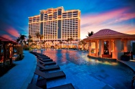 IHG tăng cường hiện diện tại Việt Nam với hai khách sạn mới tại Hồ Tràm Strip
