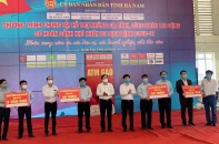Hà Nam: Cấp phát gạo miễn phí qua cây ATM gạo