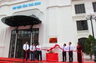 Thái Bình gắn biển công trình Thư viện tỉnh chào mừng Đại hội Đảng bộ tỉnh lần thứ XX